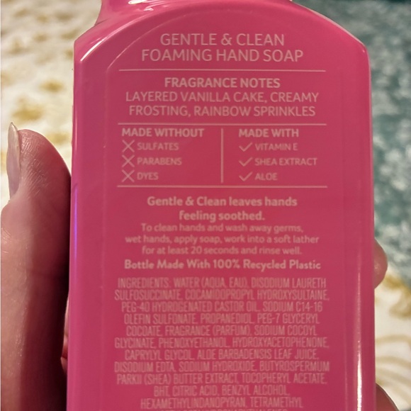 Bath & Body Works Birthday Cake Foaming Hand Soap - Pink (5) - Picture 4 of 5